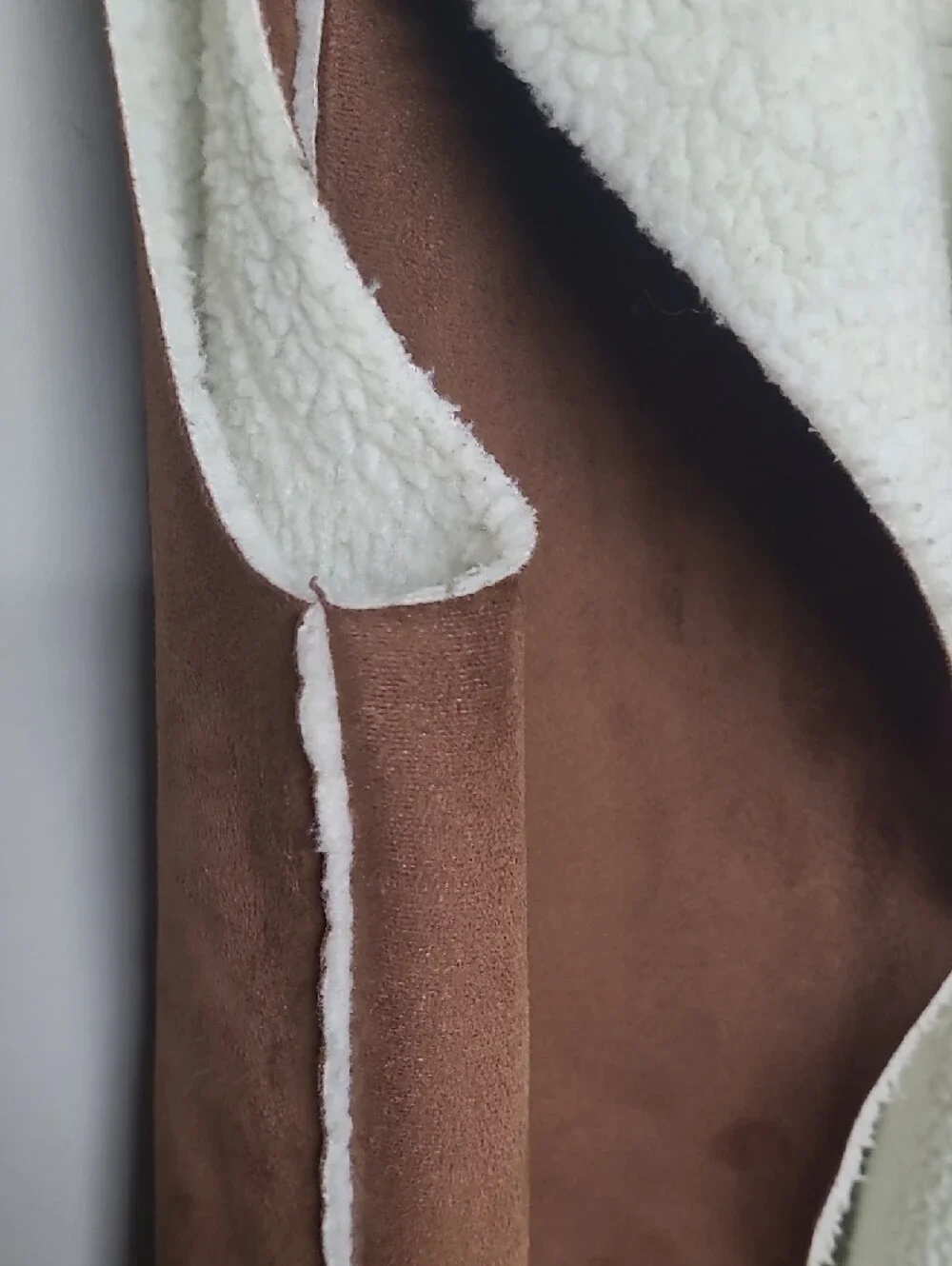 BCBGeneration Sherpa Knit Long Faux Suede Vest Cinnamon Medium GUC - Picture 6 of 11